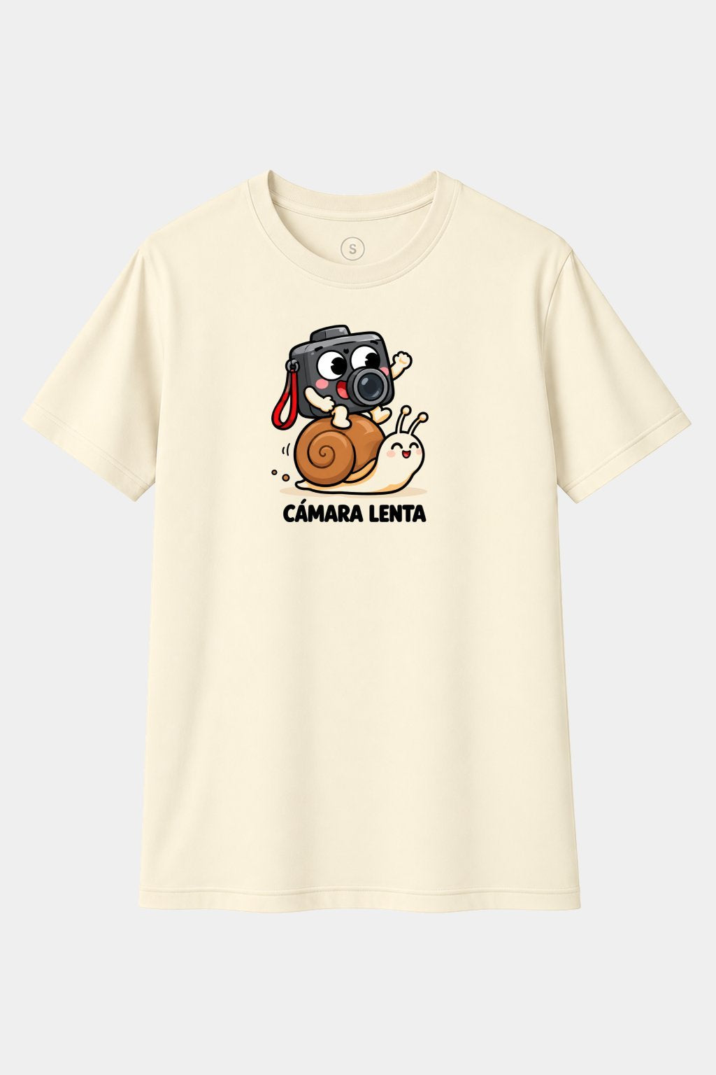 Camiseta Cámara Lenta – Humor para Ir Sin Prisa